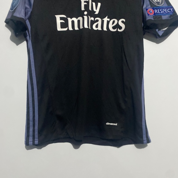 Adidas L Real Madrid 2016/17 Ronaldo 7 Jersey - Picture 5 of 12